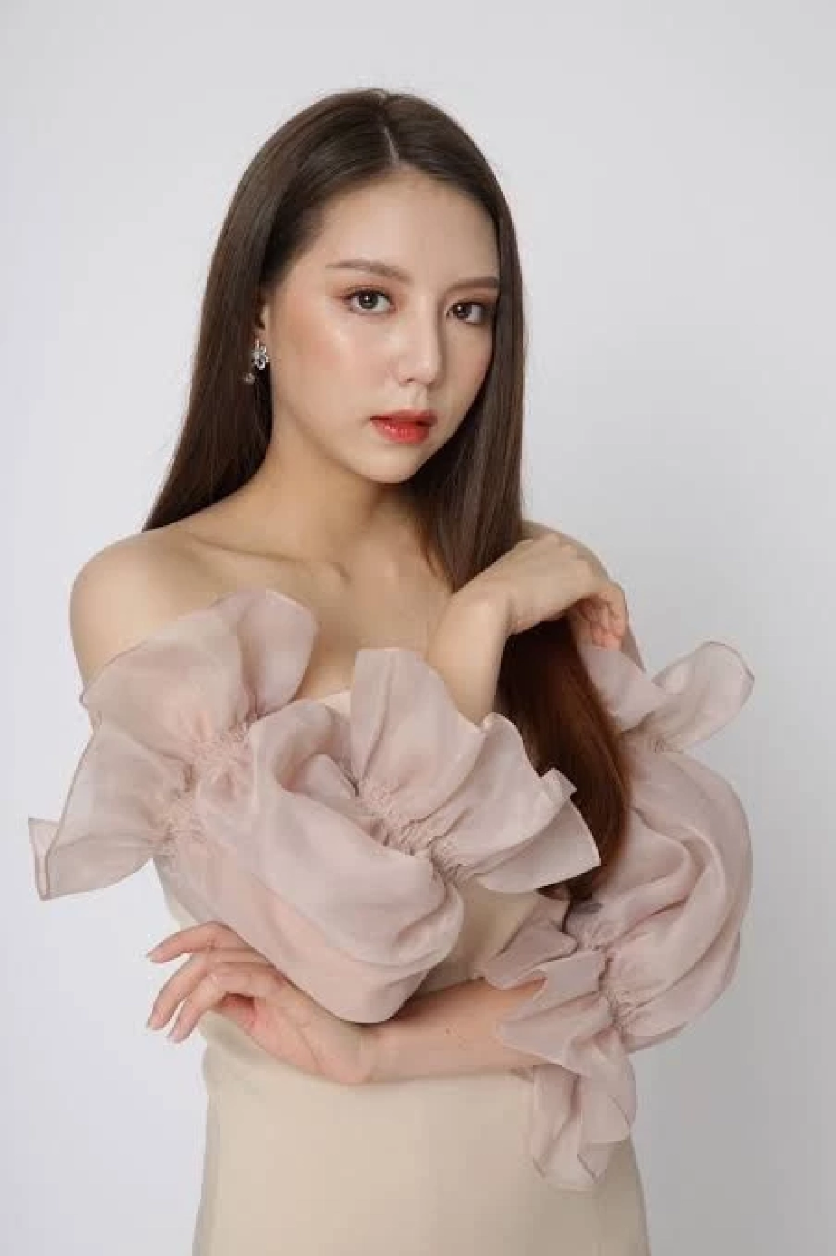 "มิว ลักษณ์นารา" เผยคุยกันไม่ลงรอยก่อนเลิกแฟนหมอ ตัดพ้ออีกฝ่ายขอโฟกัสงาน