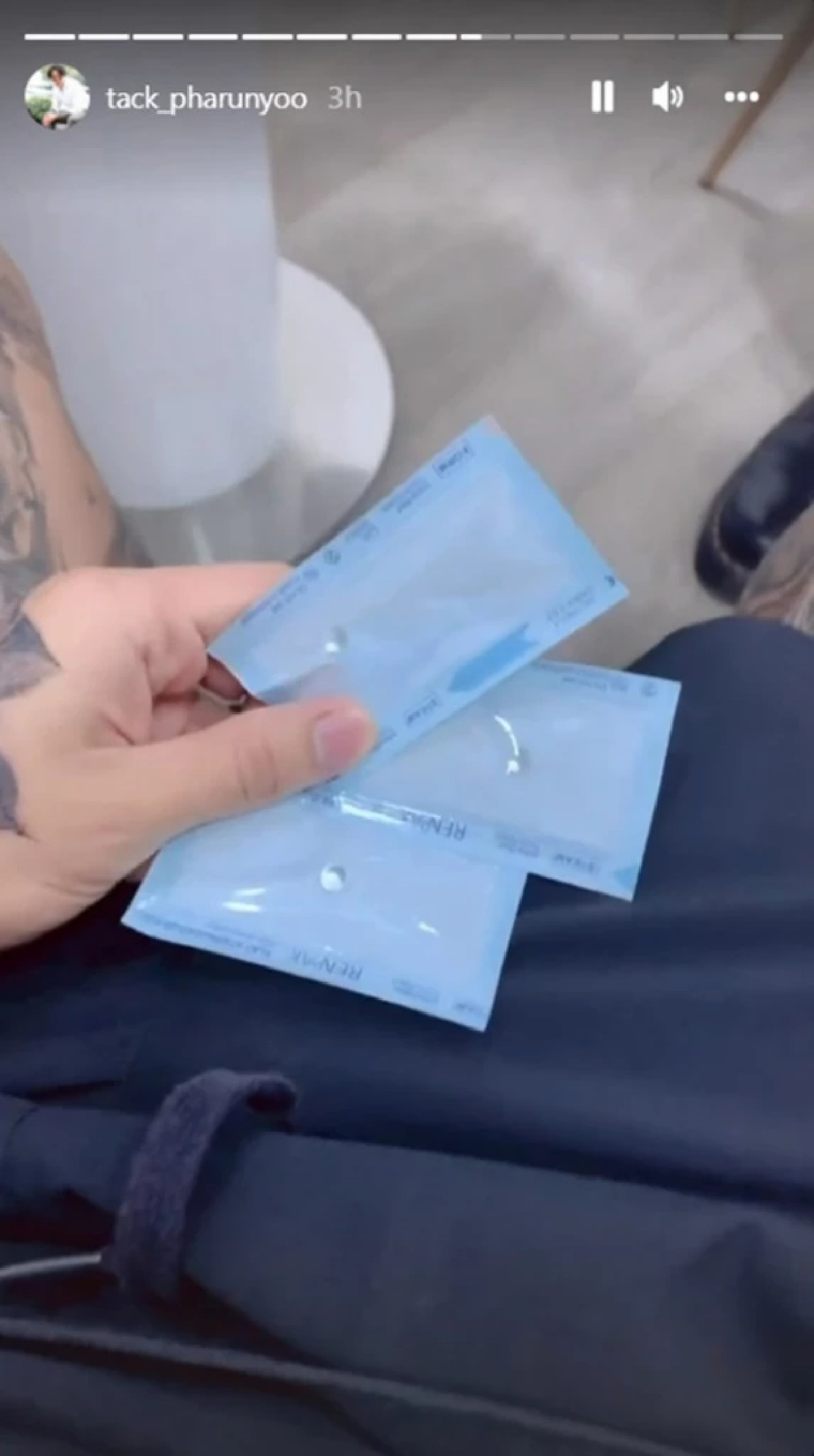 "แทค ภรัณยู" ขึ้นเขียงฝังมุก 3 เม็ดสวย ๆ คนแห่ขอดูรีวิวหลังทำ