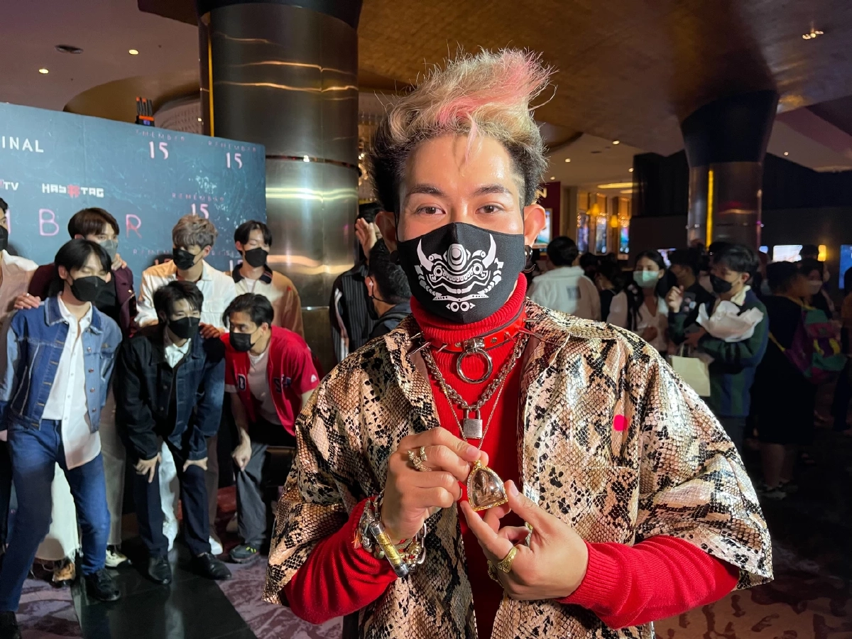 ตะลึง "เก่ง ธชย" เล่าที่มาของขลังห้อยคอ อายุนับ 800 ปี มูลค่านับไม่ถูก