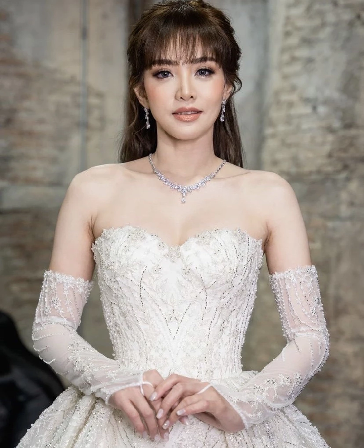 ดราม่าเลย "แนนนี่ เกิร์ลลี่เบอร์รี่" โชว์ยกน้ำหนัก 25 กก. ทั้งที่ท้อง 5 เดือน