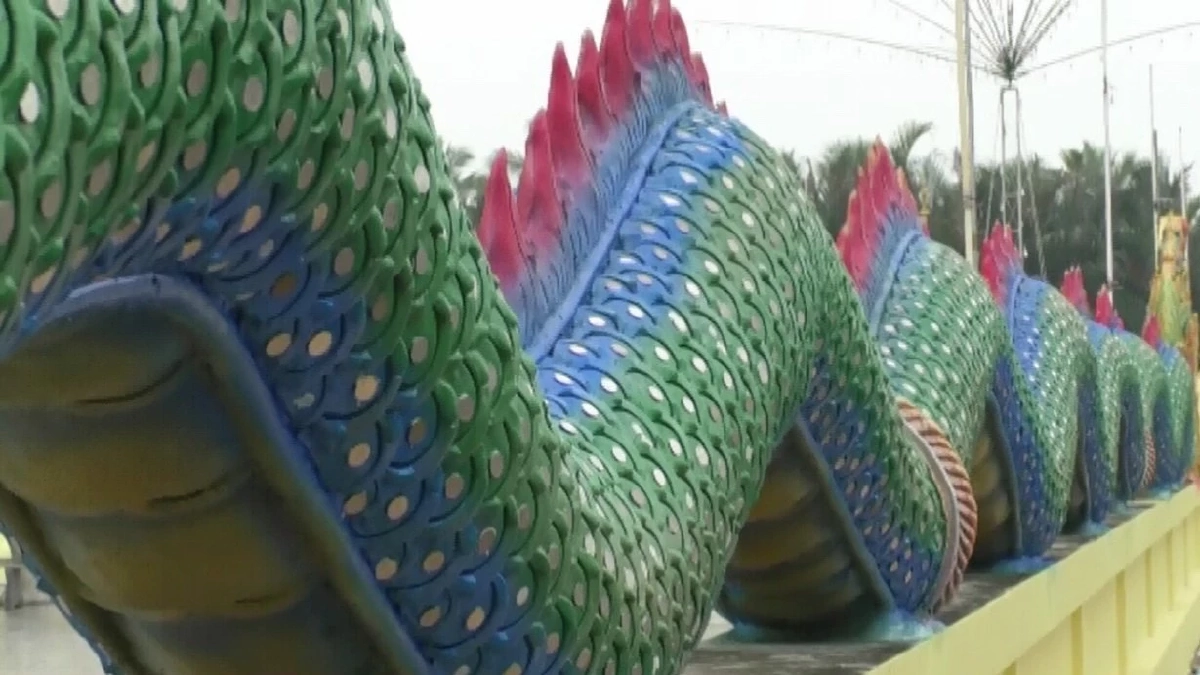 ทำบุญติดเกล็ด \"พญานาค 4 ตระกูล\" วัดศรีศรัทธาธรรม สมุทรสงคราม