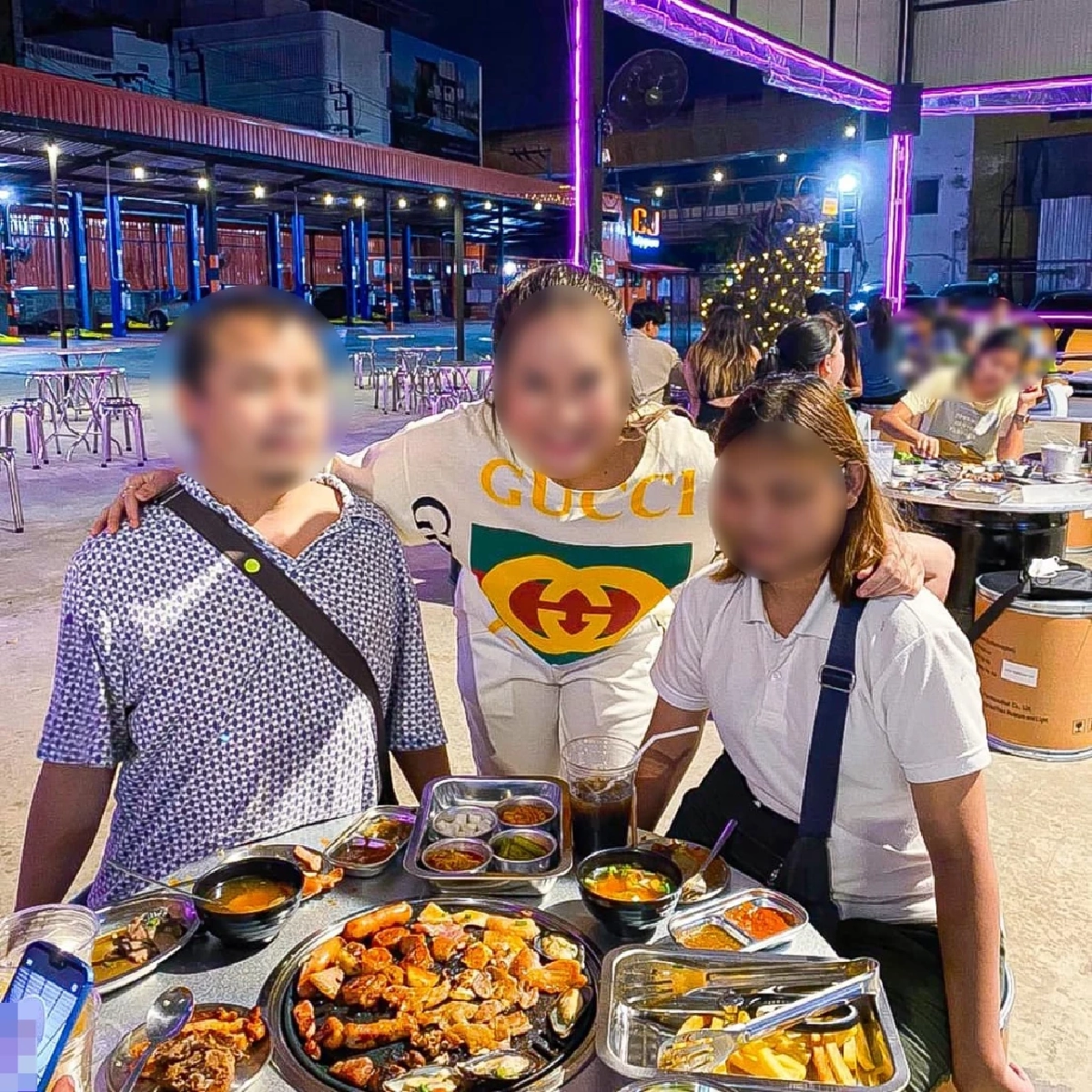 ลูกค้า, ลูกค้าตาบอด, เจ้าของร้าน, ปิ้งย่าง, ประทับใจ