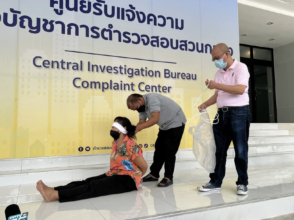 "เหยื่อตำรวจ" โผล่อีก อัจฉริยะ หอบพ่อแม่ลูก "ถูกซ้อม-อุ้มรีด" แจ้งกองปราบ