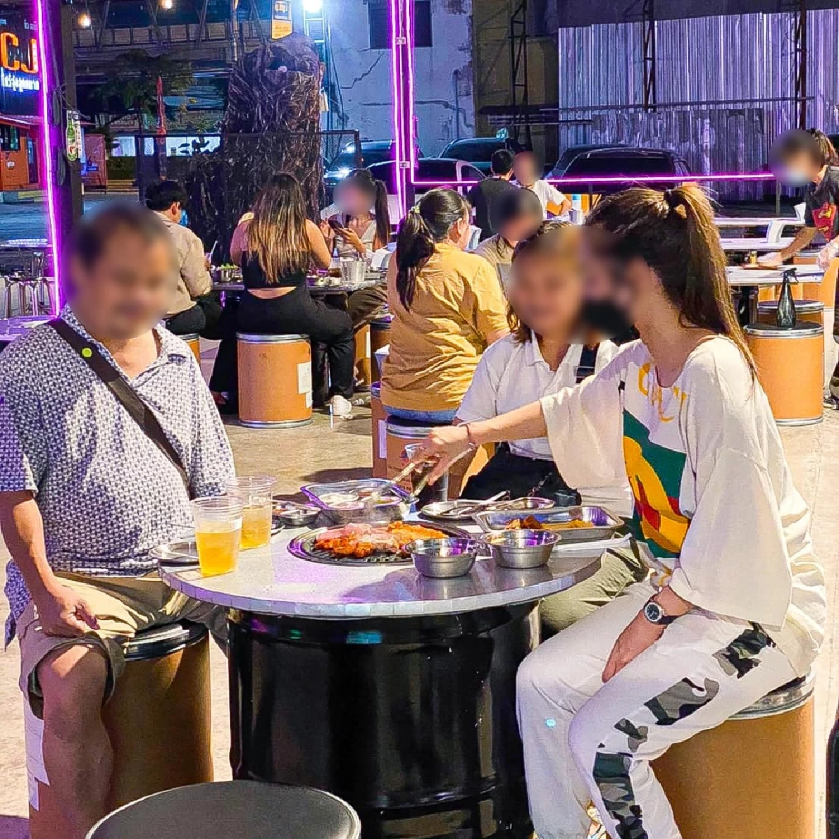 ลูกค้า, ลูกค้าตาบอด, เจ้าของร้าน, ปิ้งย่าง, ประทับใจ