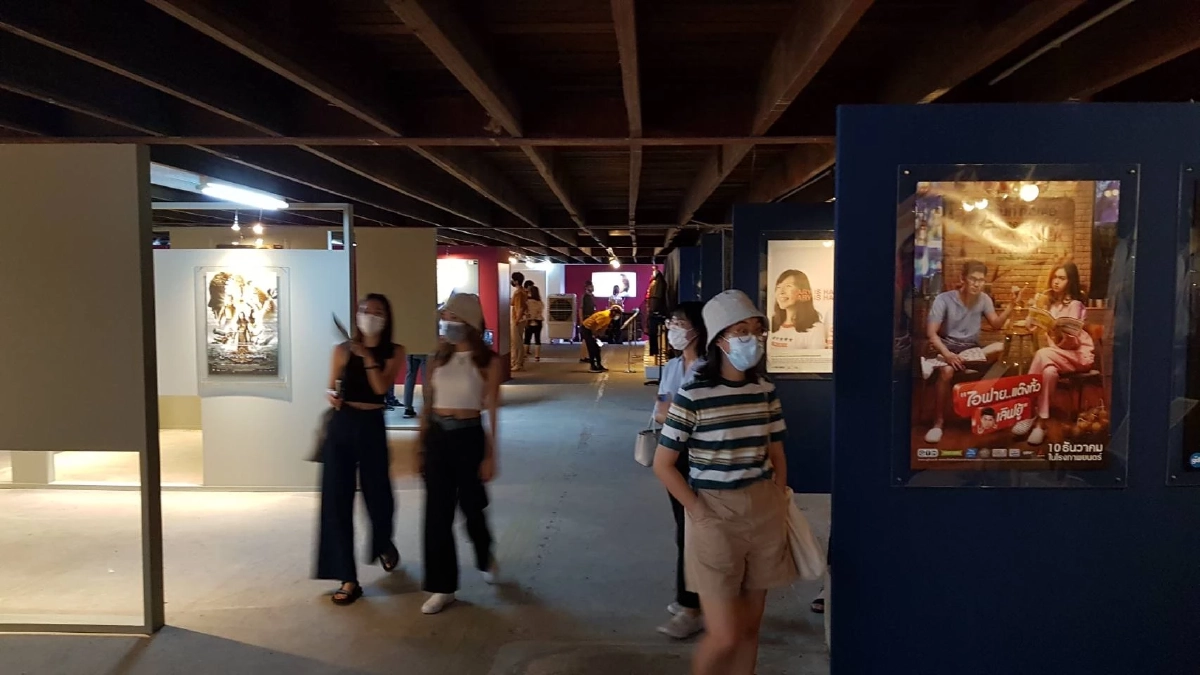 รู้จักงานนิทรรศการ "Into Thai Films by TASSHA ถอดรหัสหนังไทย" ภาพยนตร์สัมผัส