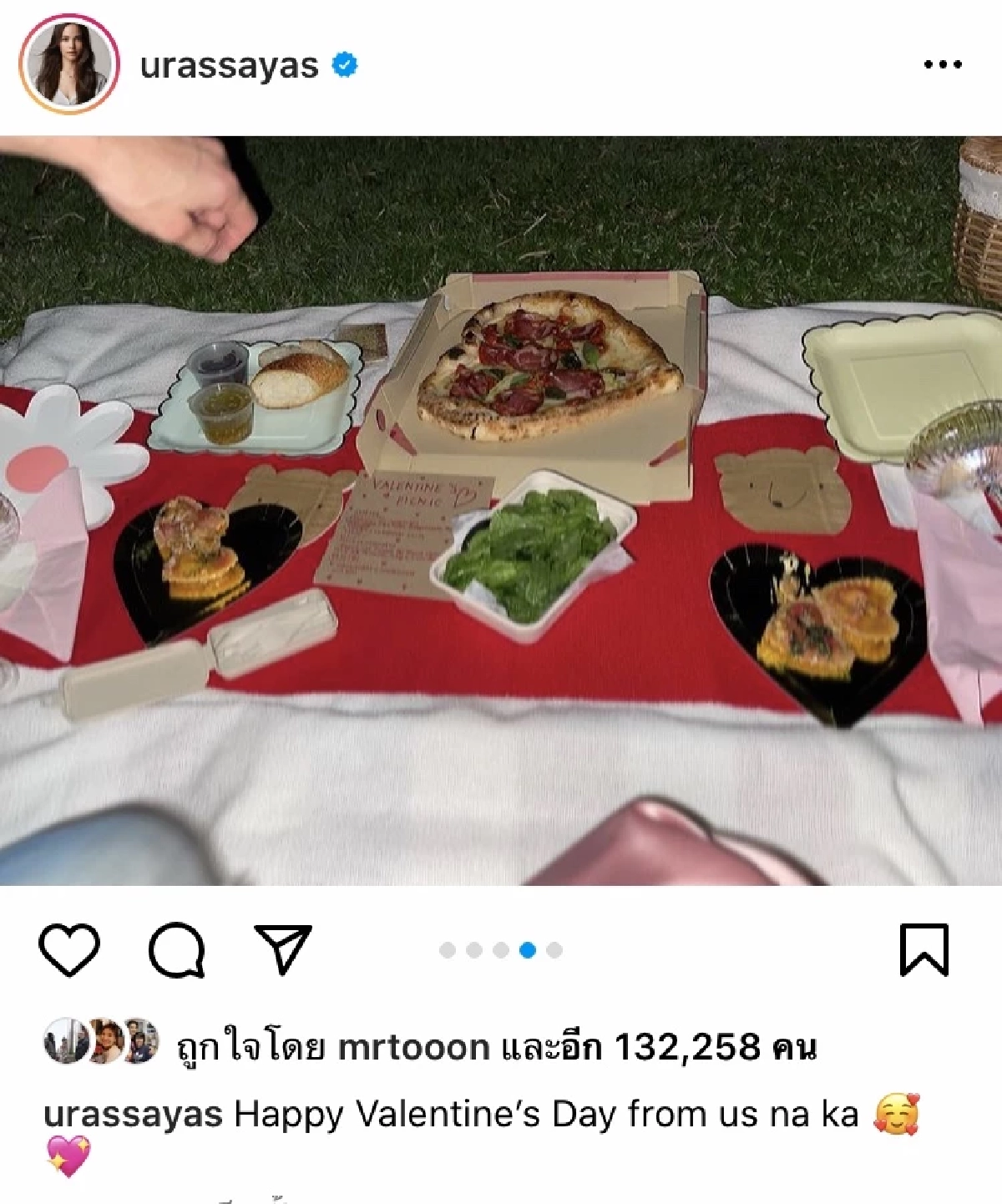 แฟนคลับฟิน "ญาญ่า-ณเดชน์" ฉลองวาเลนไทน์สุดหวาน ทุกอย่างเป็นรูปหัวใจ