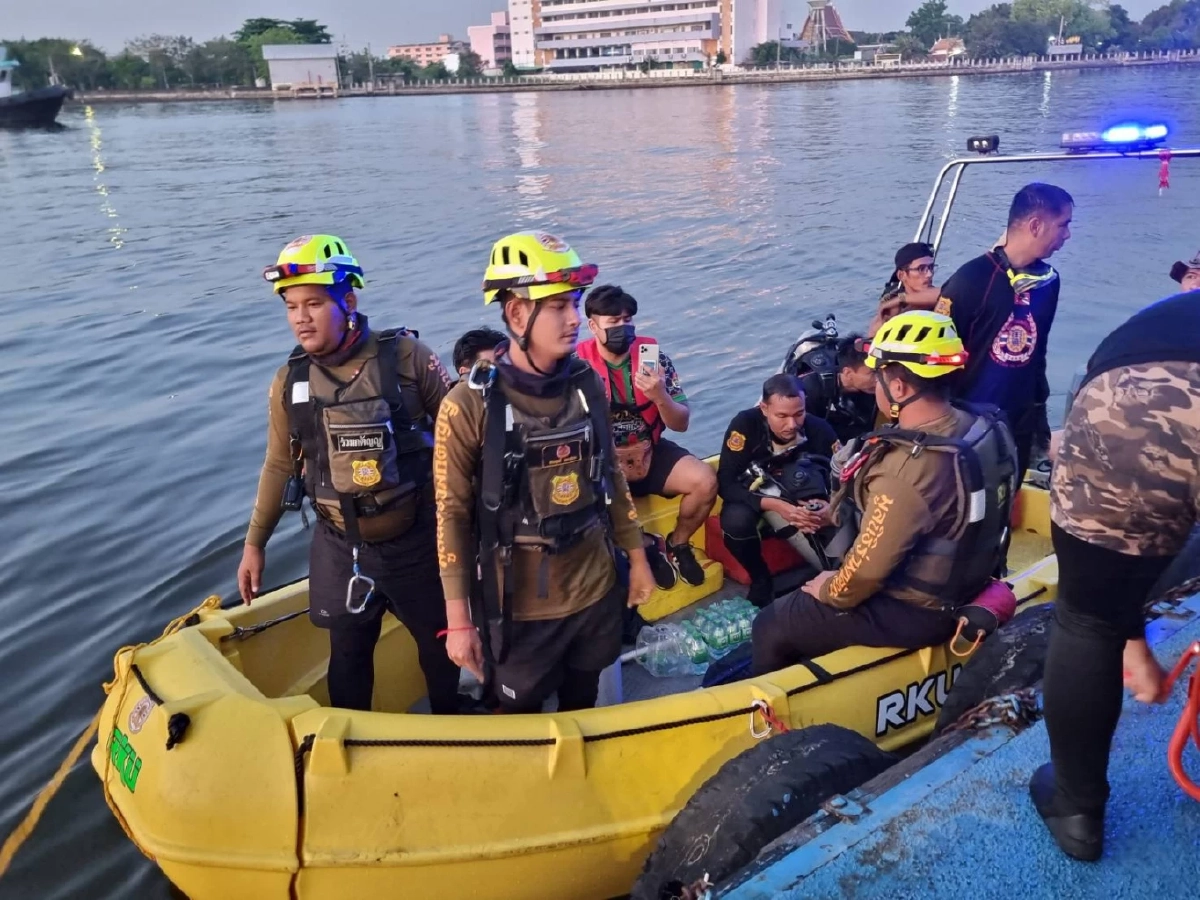 น้ำแรงมาก กู้ภัยพึ่งสิ่งศักดิ์สิทธิ์ โปรยเหรียญ ขอให้พบร่าง "แตงโม นิดา"