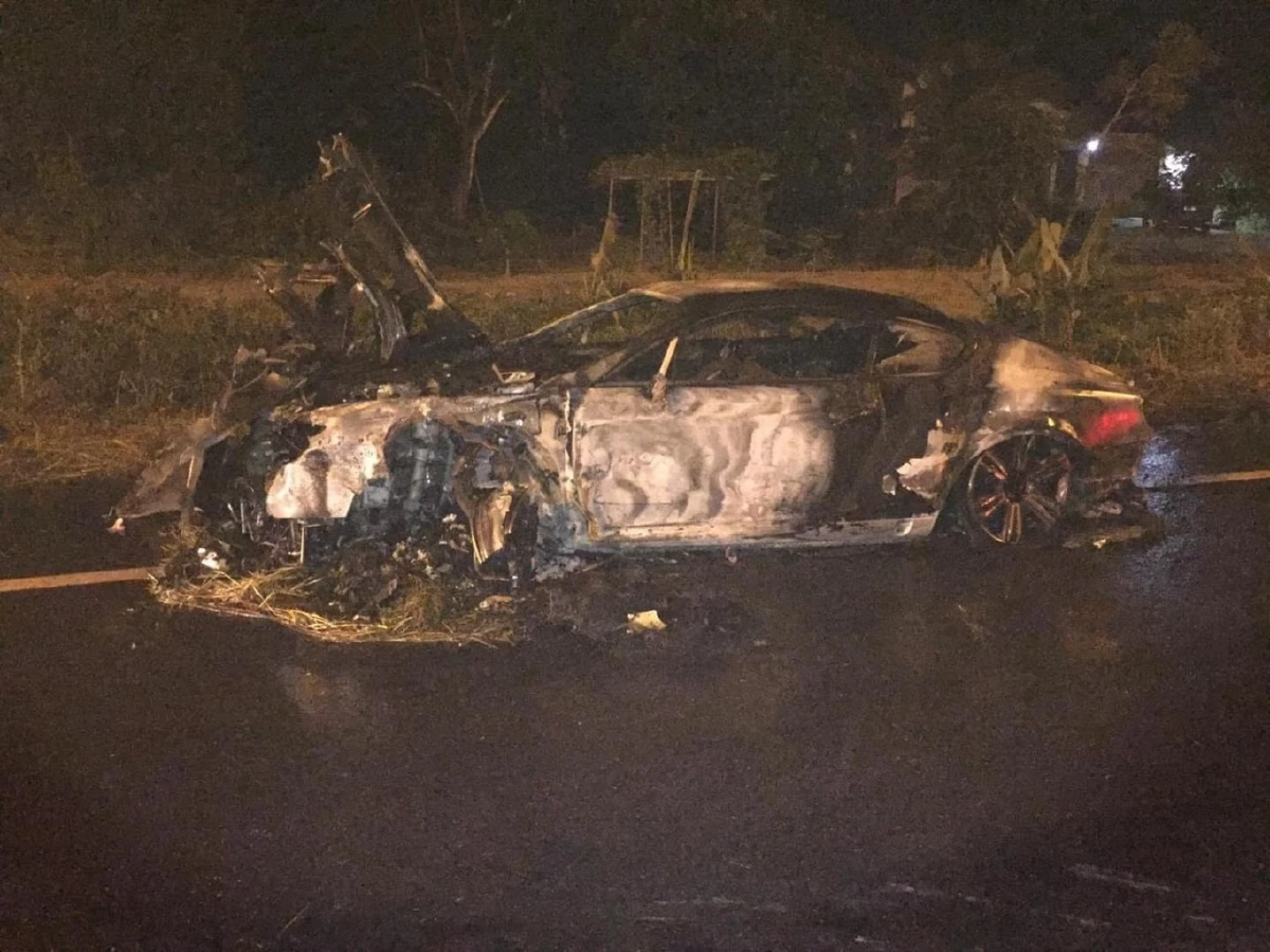 ตร.ท้ายเหมือง แจ้งข้อหา "ไฮโซปลาวาฬ" ขับรถประมาท ทำทรัพย์สินผู้อื่นเสียหาย