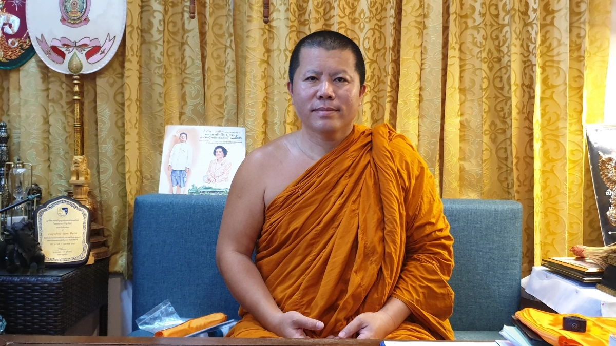 รู้พร้อมกัน "วัดท่าไม้" นัดแจง "ไฮโซปอ-โรเบิร์ต" บวชหรือไม่บวช 16 มี.ค.