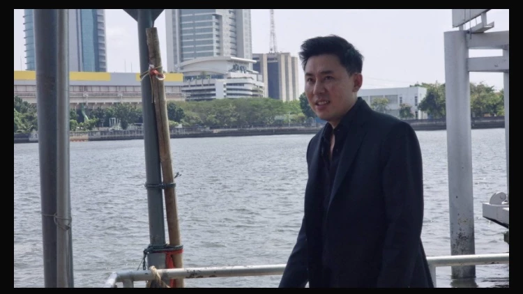 พระเอกใหม่ชื่อ "ทนายตั้ม" เล่น MV เพลงใหม่ของ "แด๊กซ์" คาดเพลงเกี่ยวกับแตงโม