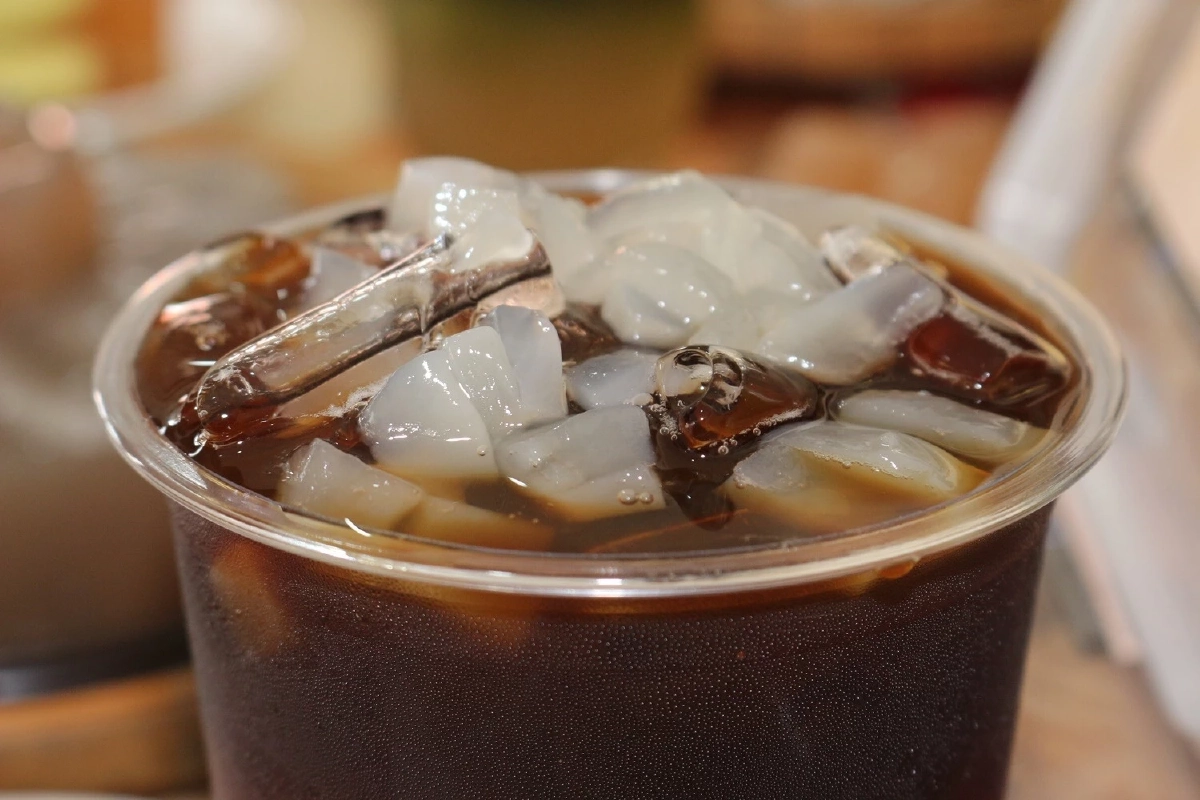 หลากเมนูคลายร้อน ลอนตาล "ตาลโตนด" ของดี วัดโบสถ์