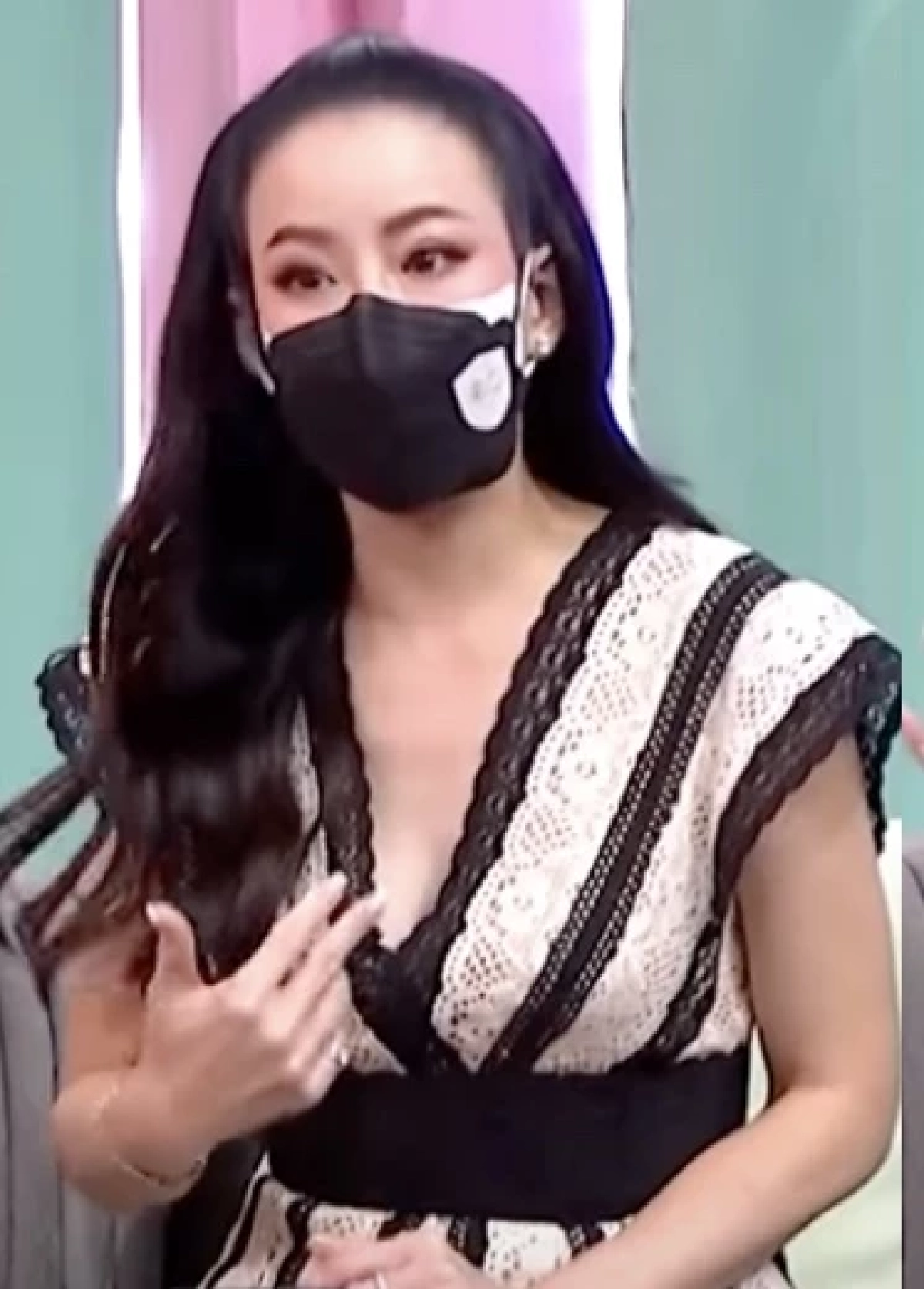 "หนิง ปณิตา" ประกาศไม่ใส่ซองให้แม่ ในพิธีไว้อาลัยแตงโม ด้วยเหตุผลนี้