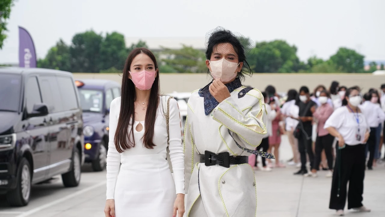 รู้แล้วอึ้ง เปิดสาเหตุ "โตโน่" สวมสูทสีดำร่วมงาน "แตงโม นิดา" ทำเอาน้ำตาซึม
