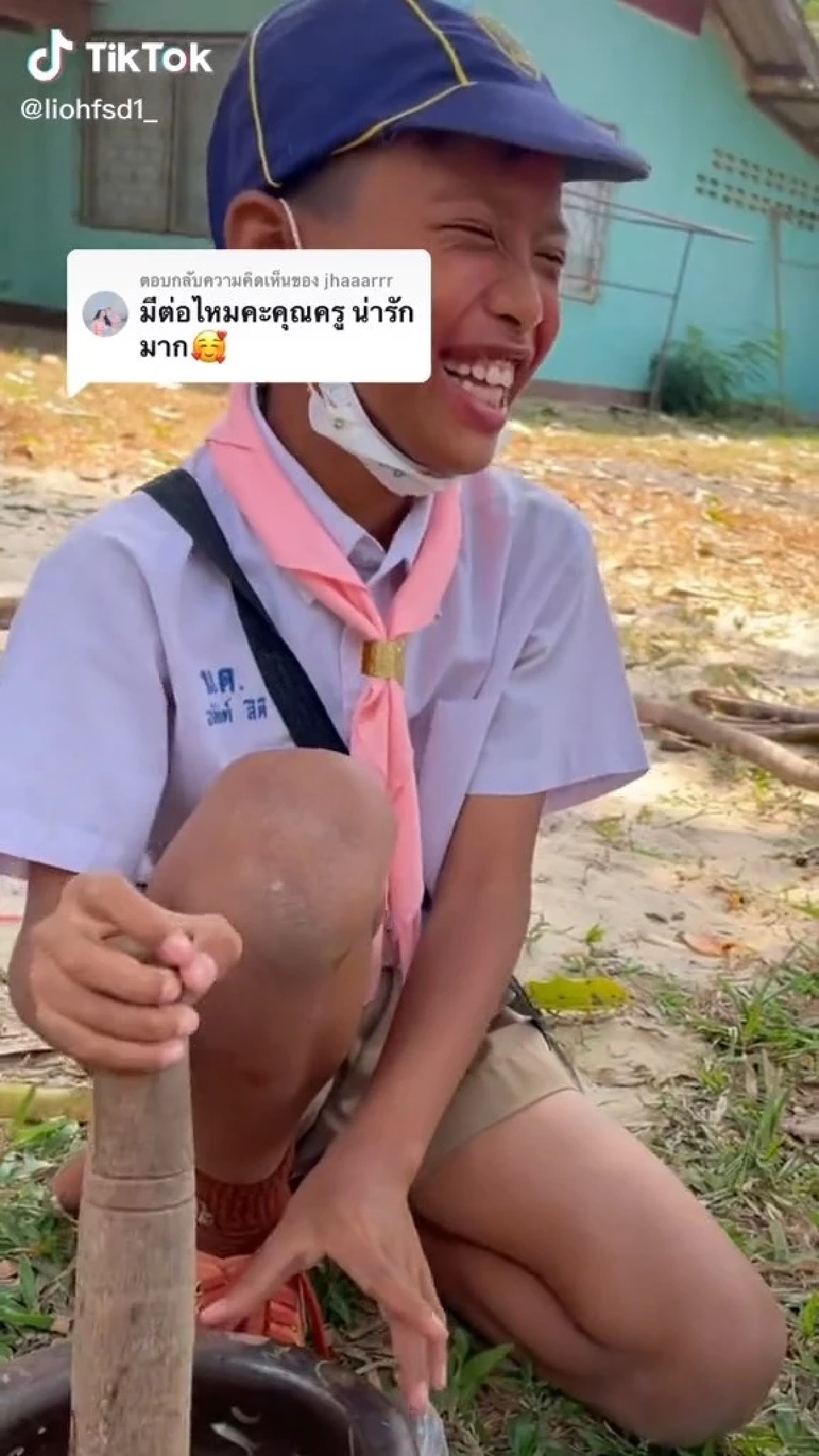 "ลูกเสือ" รับบทแม่ครัวประจำหมู่ งานนี้ถึงกับจดสูตรแบบยั่ว ๆ มาจากบ้าน