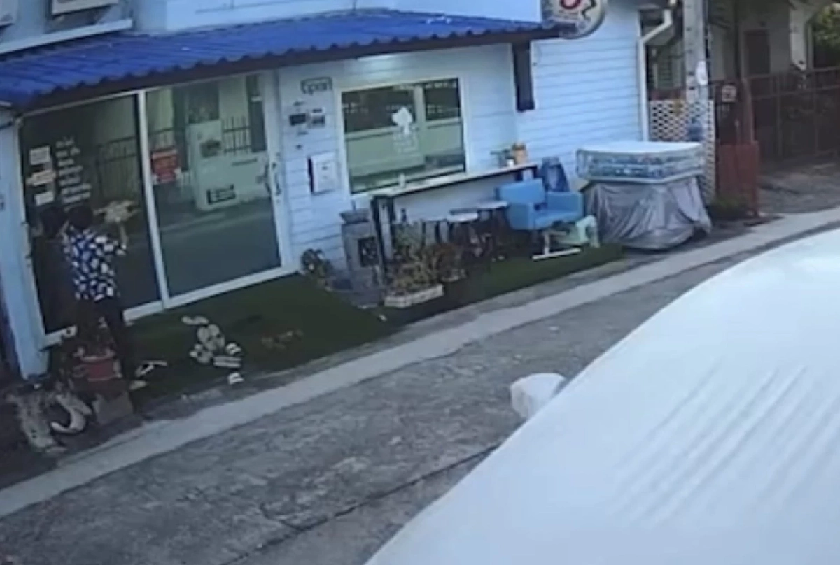 "สาวทอม"บุกทุบกระจกบ้านนักร้อง แชมป์ลาเเบนด้าไทยแลนด์