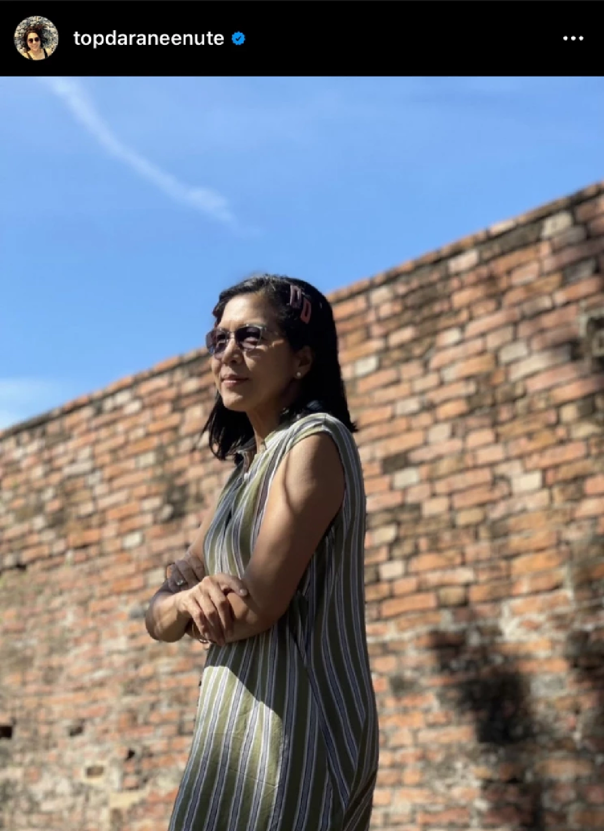 "ท็อป ดารณีนุช"เดินหน้าสายบุญ เข้าบำเพ็ญบุญเข้าวัด เมืองสัตหีบ