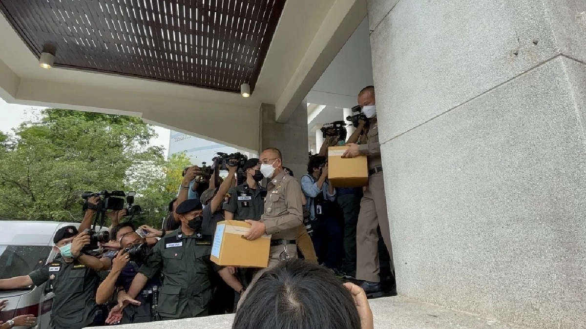 แก๊งทนายดังจะแตกไหม ? หลังเห็นต่างคดี "แตงโม" ล่าสุด รัชพล โพสต์ฟาดตำรวจอีก
