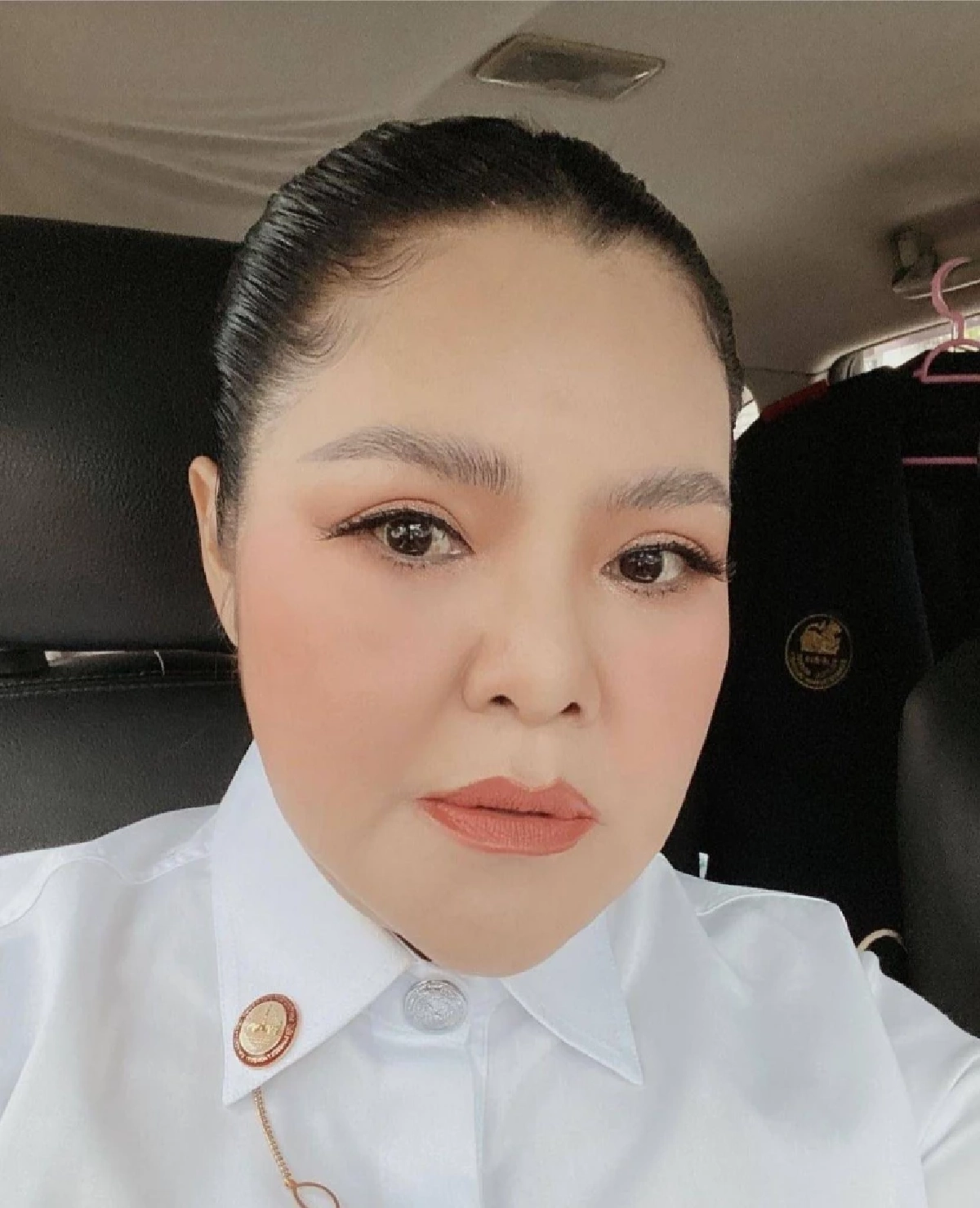 รู้แล้ว เกิดอะไรขึ้น..? "ฮาย อาภาพร" หลังแฟนๆแห่เป็นห่วง หน้าบวมปูด
