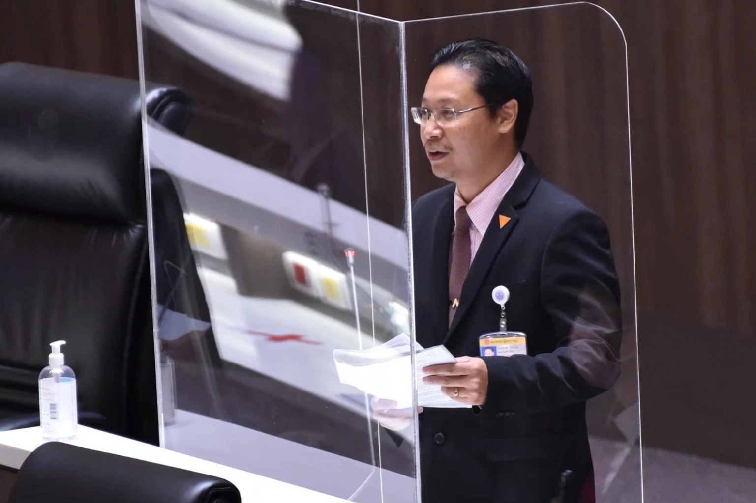 เสนอ "ตัดสิทธิ์การเมือง" นักการเมืองคดีข่มขืน"ล่วงละเมิดทางเพศ" ตลอดชีวิต