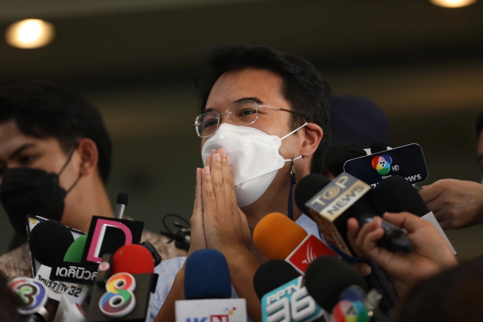 ช็อก!! "ปริญญ์" ประกาศ ลาออกจาก "พรรคประชาธิปัตย์" ทุกตำแหน่ง