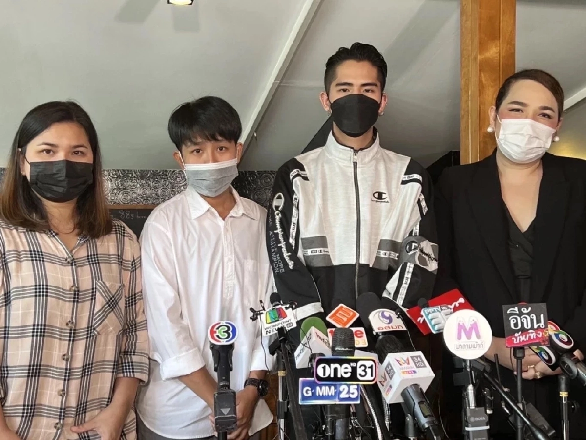 เอ๊ะยังไง ? แม่บ้าน "แตงโม" เป็นญาติ "กระติก" ทำทัวร์ลงยับหลังแหก แอนนา-ฮิปโป