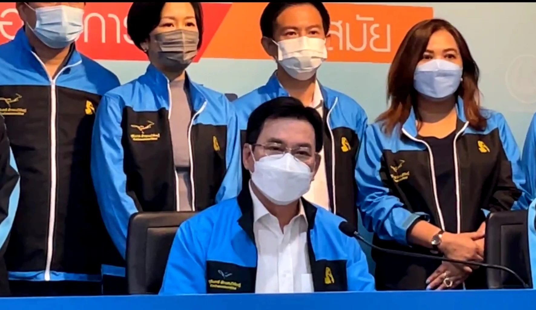 "จุรินทร์" ลาออก คณะกรรมการยุทธศาสตร์ด้านสตรี เซ่นพิษ "ปริญญ์"