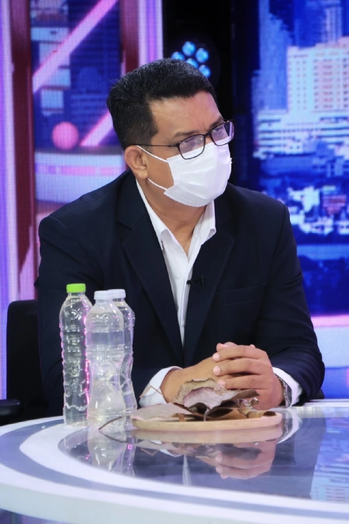 "ทนายกฤษณะ" อินจัด เปลี่ยนศาสนาคริสต์ตาม "แตงโม" ด้าน ส.ส.เต้ ไม่หยุดสู้คดี