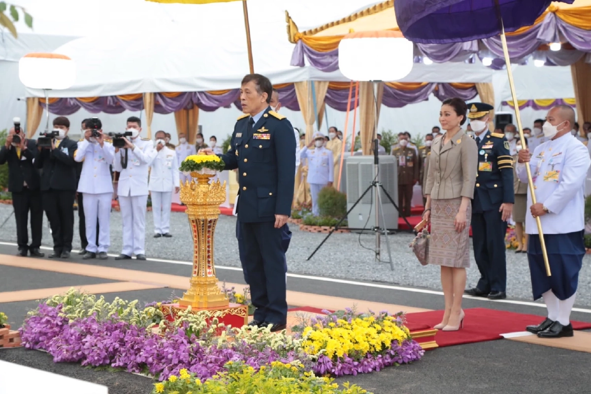 ในหลวง-พระราชินี ทรงเปิดโครงการจัดหาน้ำบาดาลอันเนื่องมาจากพระราชดำริ