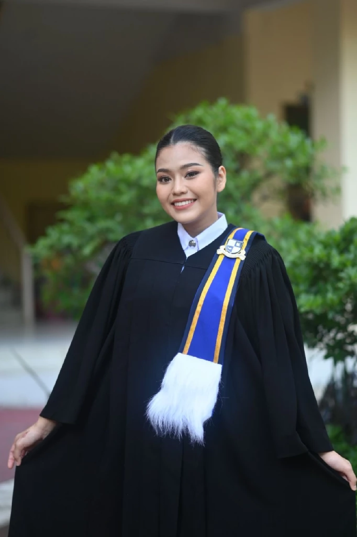 "ธัญญ่า อาร์สยาม" ภูมิใจ คว้าปริญญาคนแรกของครอบครัว