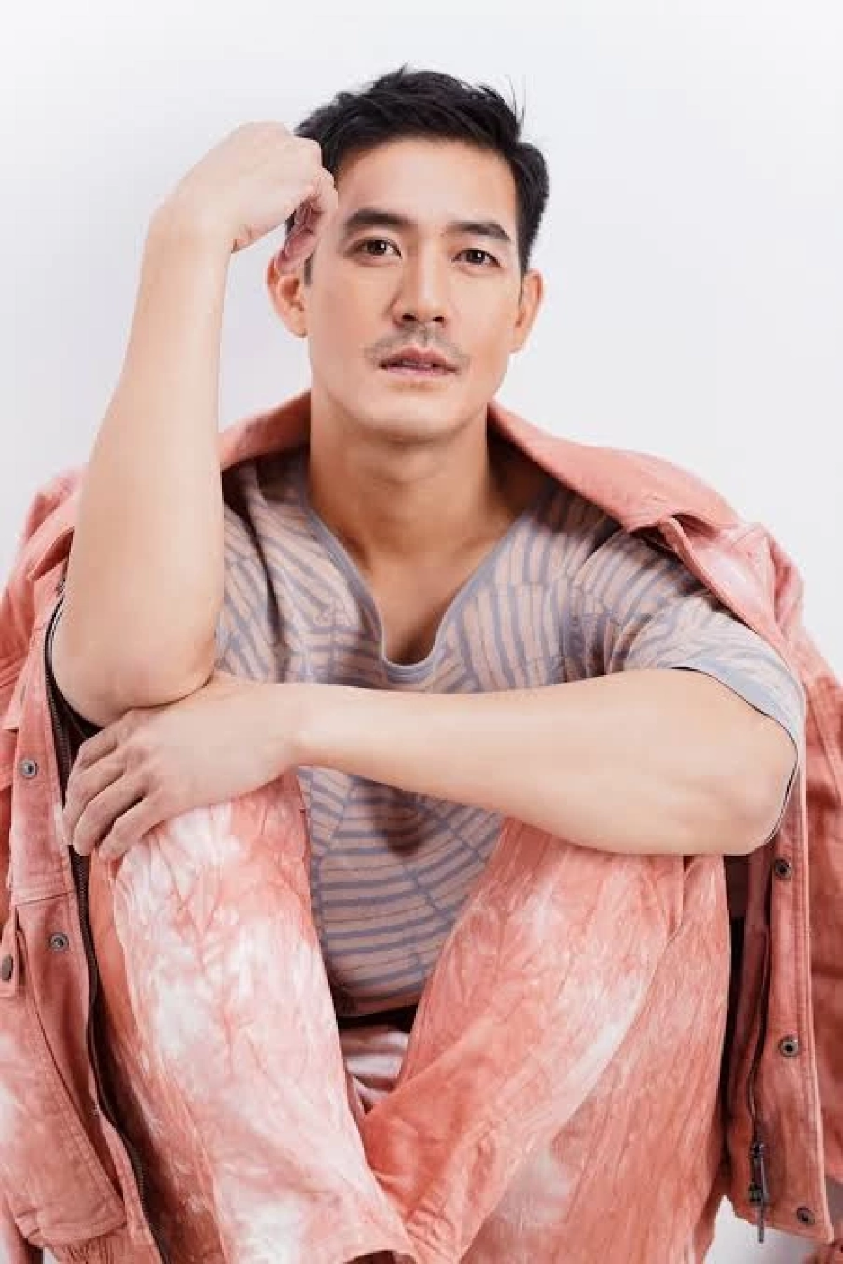 "เวียร์ ศุกลวัฒน์" ต่อสัญญาช่อง 7 ขออยู่เป็นลูกคนโต