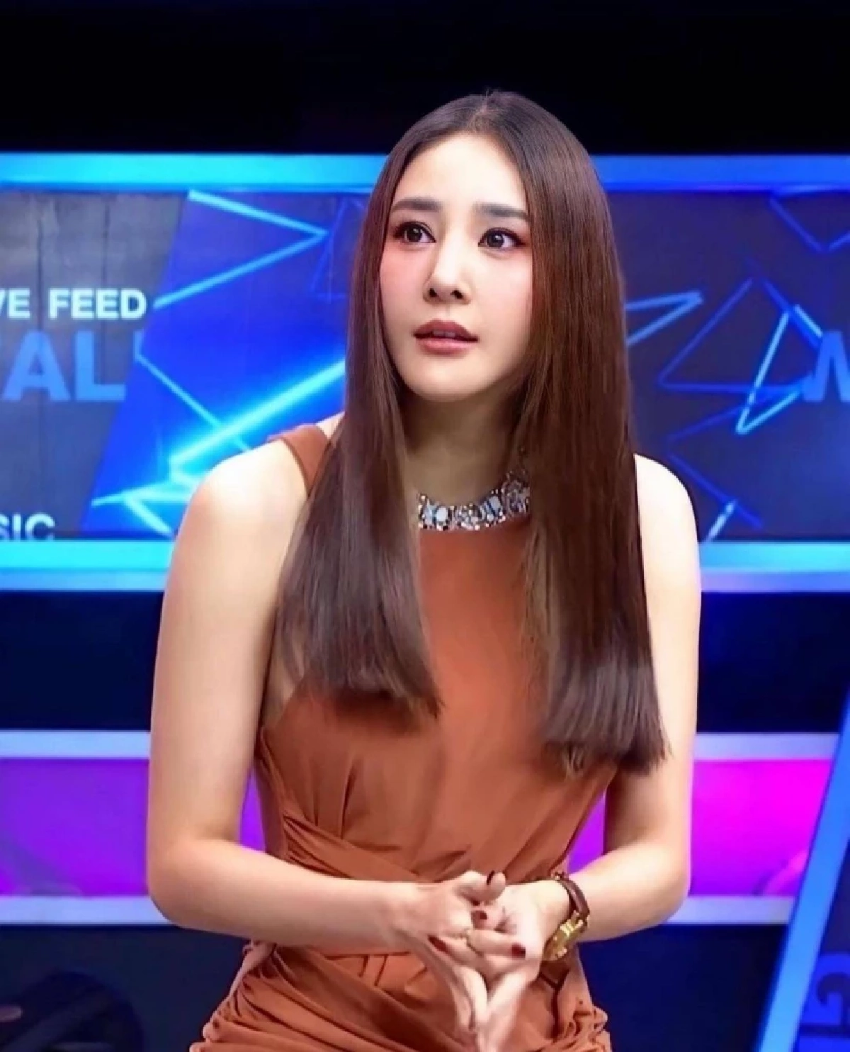 "แต๊งค์ พงศกร" ฟาดแรงถึง "ทนายดัง" ลั่น รู้ข้อกฎหมายดีเหมือนกัน ถึงด่าได้