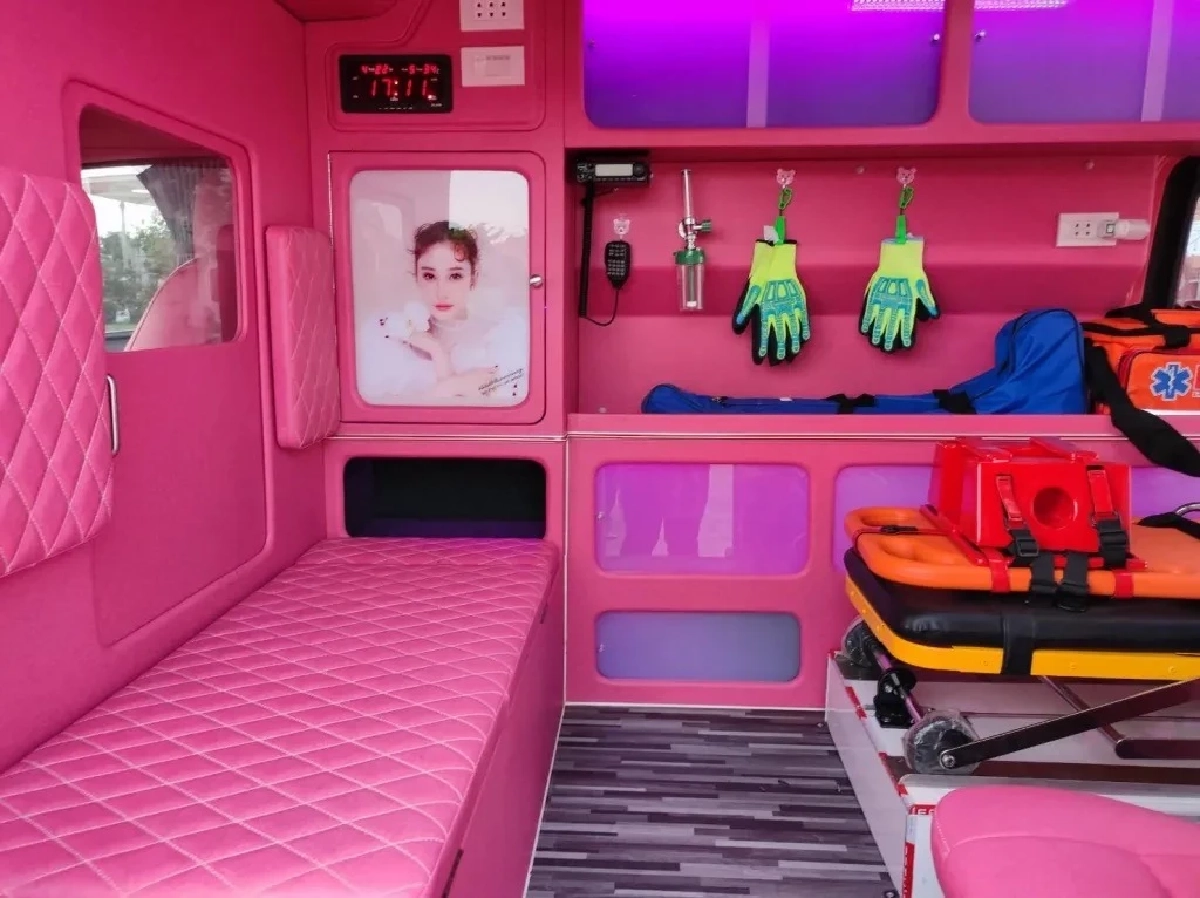 เสร็จแล้วรถกู้ชีพ "แตงโม" ใช้งบตกแต่งครึ่งล้าน มอบให้ทีมที่เจอศพคนแรก