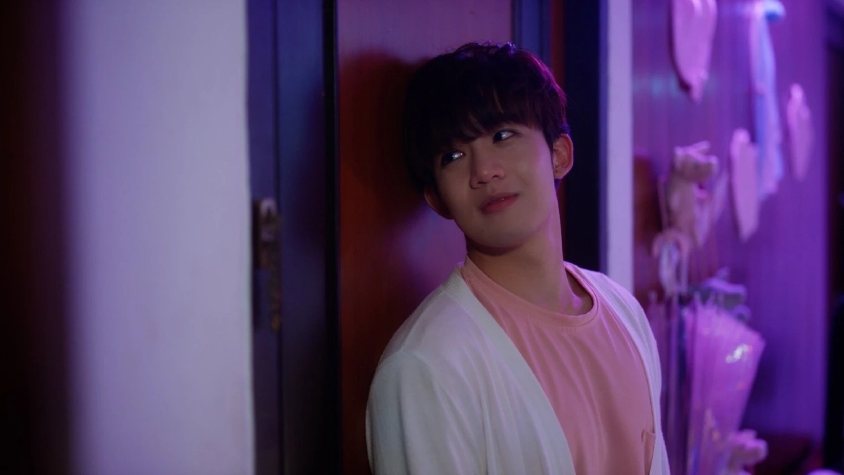 เกิดอะไรขึ้น \"บิลลี่ ภัทรชนน และ เฮง อัศวฤทธิ์ \" พระเอกซีรีส์ดัง ถูกสะกดรอยตาม