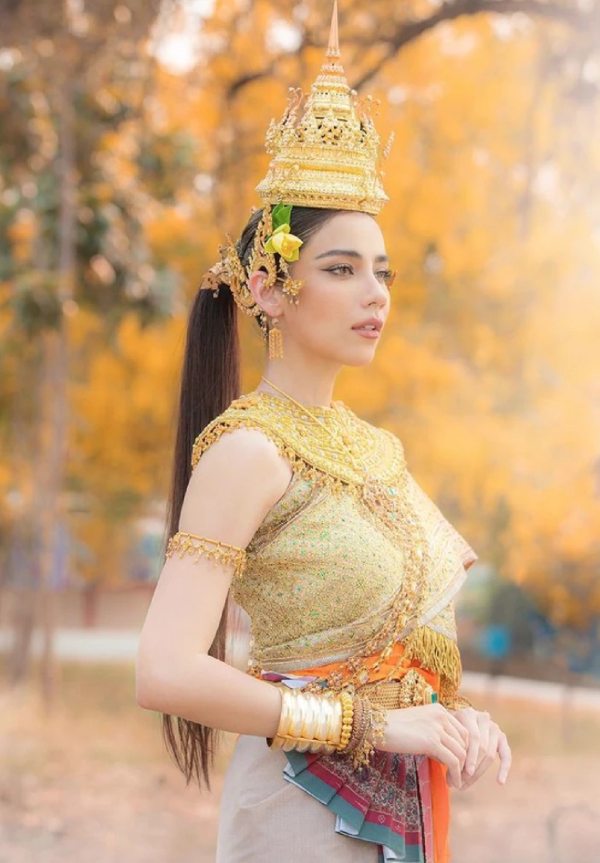 "จีน่า วิรายา" แปลงโฉมเป็น "นางกิริณีเทวี" พร้อมแคปชั่นถึงหวานใจหรือเปล่า?