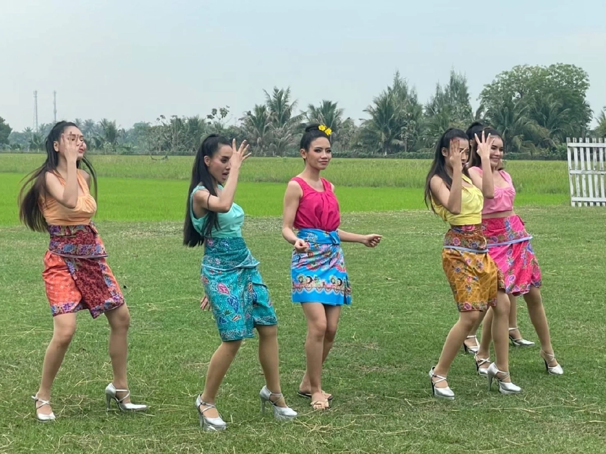 ยุ้งข้าวเรคคอร์ด เปิดตัวซิงเกิลใหม่ล่าสุดเพลง "คนมักสี่"