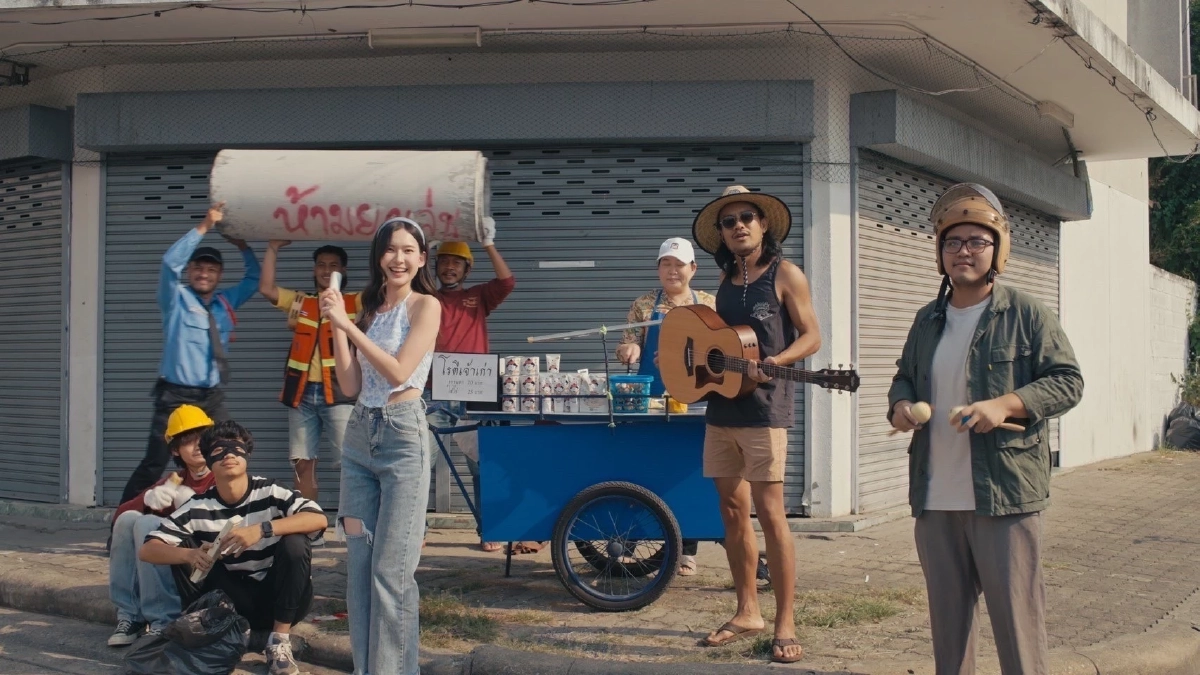 “สิงโต นำโชค” ปล่อยเพลงใหม่ “นมตรามะลิ” จับมือนมข้นหวานอันดับ 1 หยิบเพลงระดับตำนานปัดฝุ่นทำใหม่ ขึ้นแท่นเพลงฮิตติดหูทั่วประเทศ !