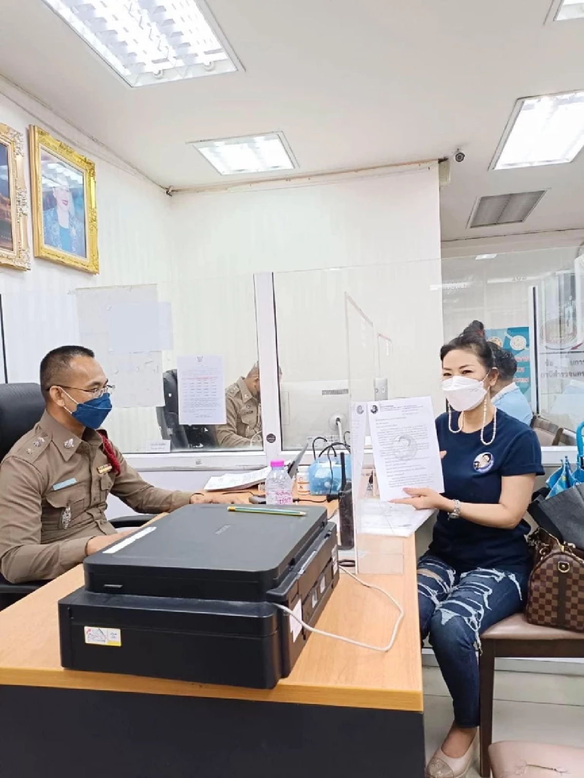 "ทนายเดชา" ประเดิมฟ้องเพื่อนรัก "อัจฉริยะ" หมิ่นประมาท อาทิตย์หน้าอีก 2 คดี