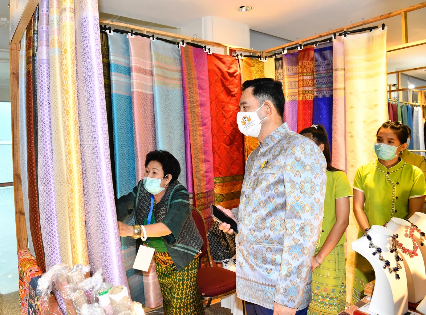 เสน่ห์ ผ้าไทย