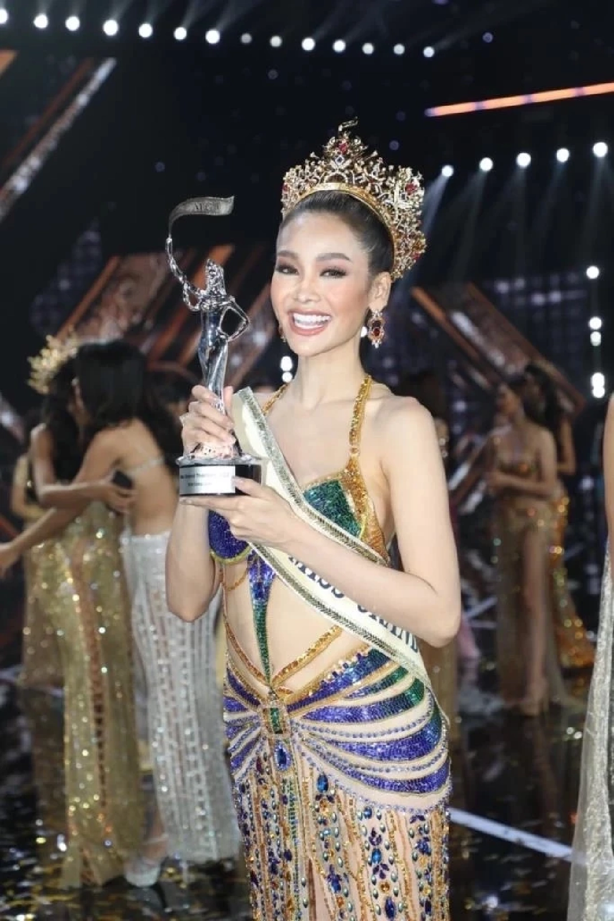 "อิงฟ้า" รับไม่เก่งภาษาอังกฤษ เร่งลงเรียนเพิ่มเชื่อทันลงชิงมง ต.ค.นี้