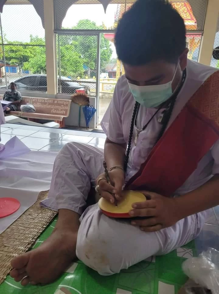 เปิดพิธีกรรม "หุงสีผึ้ง" เสริม เมตตามหานิยม ตามฉบับ ภาคใต้