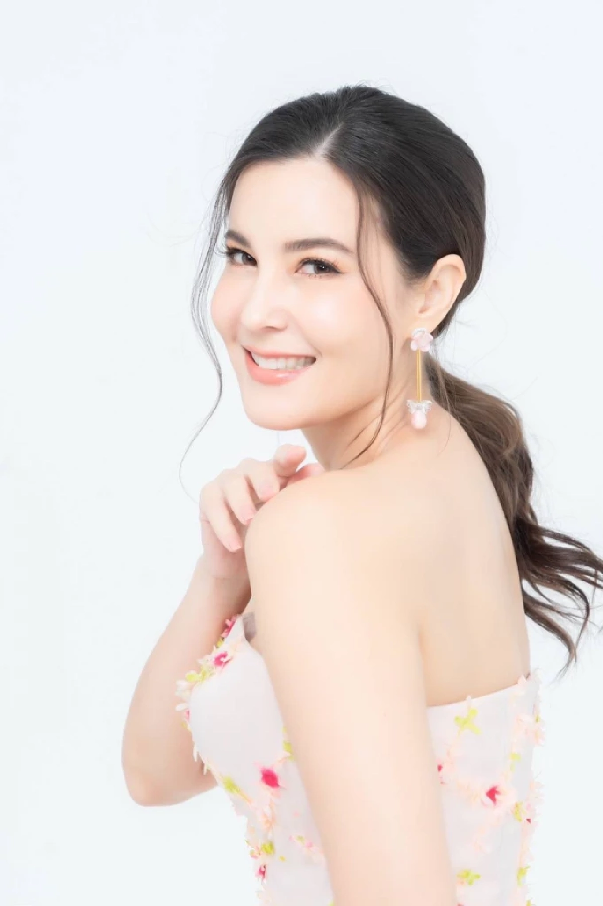 พร้อมแล้ว "ธัญญ่า ธัญญาเรศ" ชวนประกวด "นางสาวถิ่นไทยงาม 2565" ไม่ควรพลาด