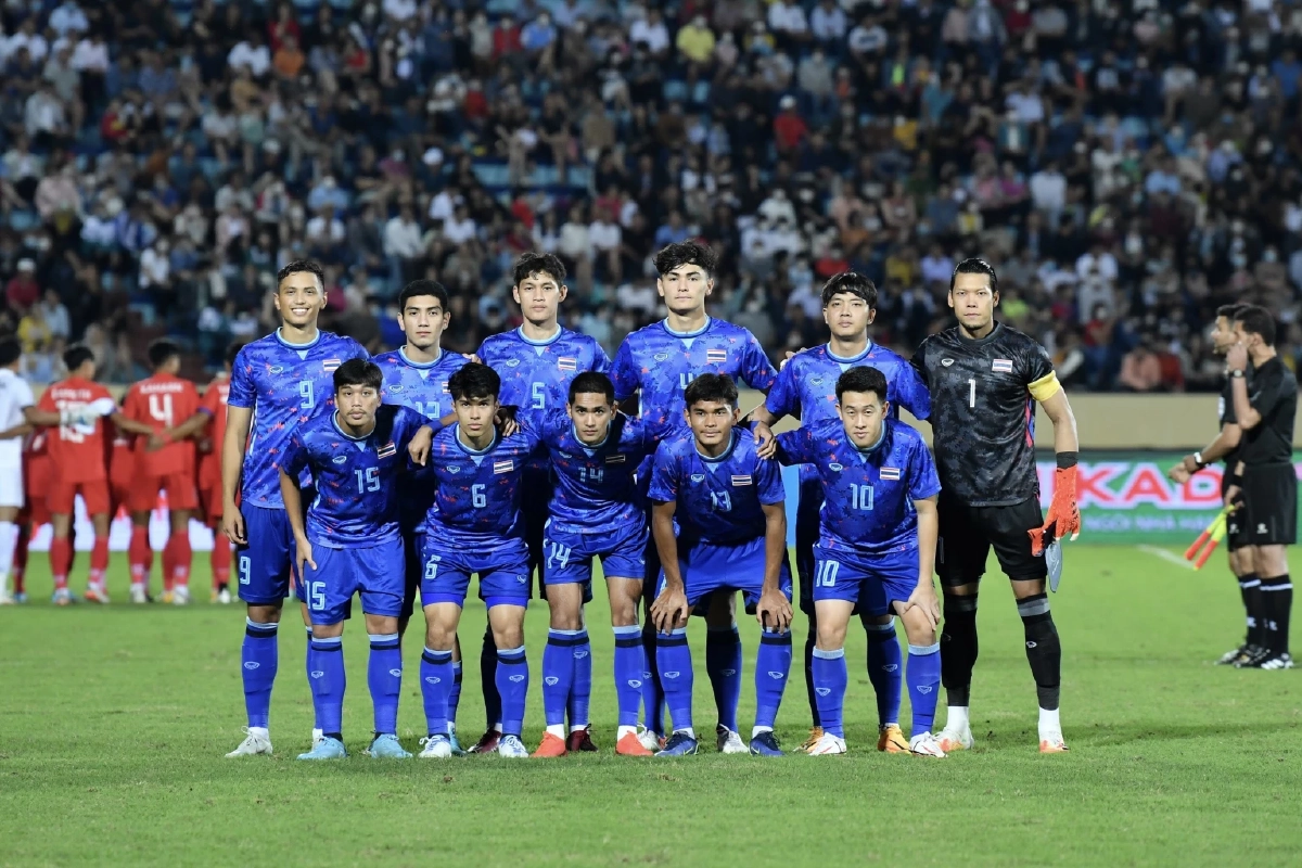 "ฟุตบอลทีมชาติไทย" เก็บชัย  สปป.ลาว ยึดจ่าฝูงกลุ่ม - ลิ่ว 4  ทีม "ซีเกมส์ 2021"