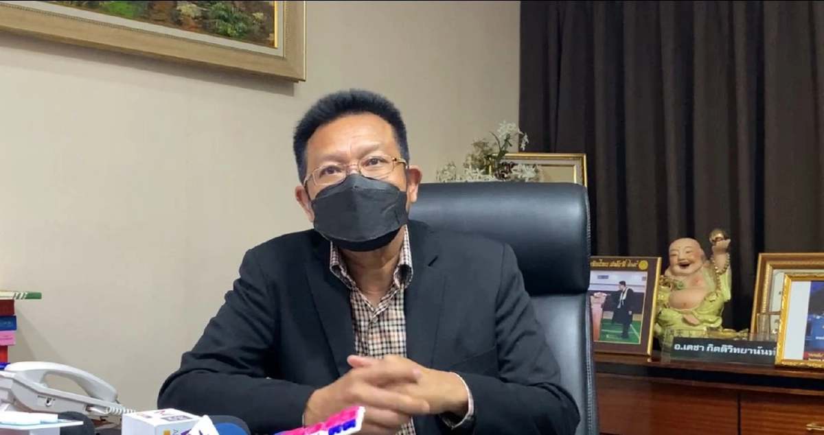 "ทนายเดชา" ประเดิมฟ้องเพื่อนรัก "อัจฉริยะ" หมิ่นประมาท อาทิตย์หน้าอีก 2 คดี