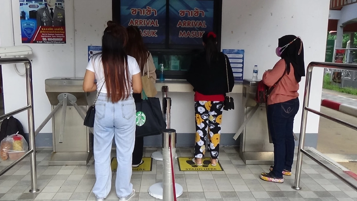 "เปิดประเทศ" เต็มรูปแบบ ด่านสตูล จำนวนนักท่องเที่ยวเพิ่มขึ้น