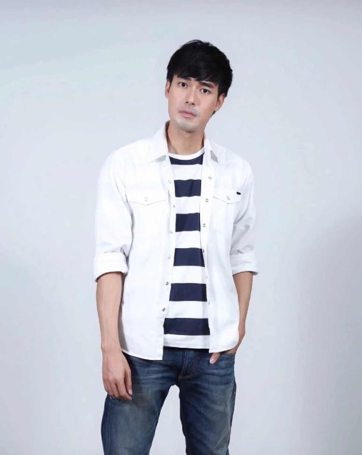 “หน่อง ธนา" ยังเฮิร์ต เลิก "แพรวา" ย้ำไร้มือที่สาม เป็นเรื่องของคนสองคน