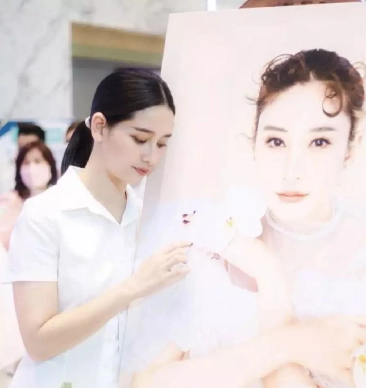 อุ๊ย “โม อมีนา” รู้แล้วเบื้องหลังภาพลับ “แตงโม” ชี้คุยกับแล้ว “กระติก”