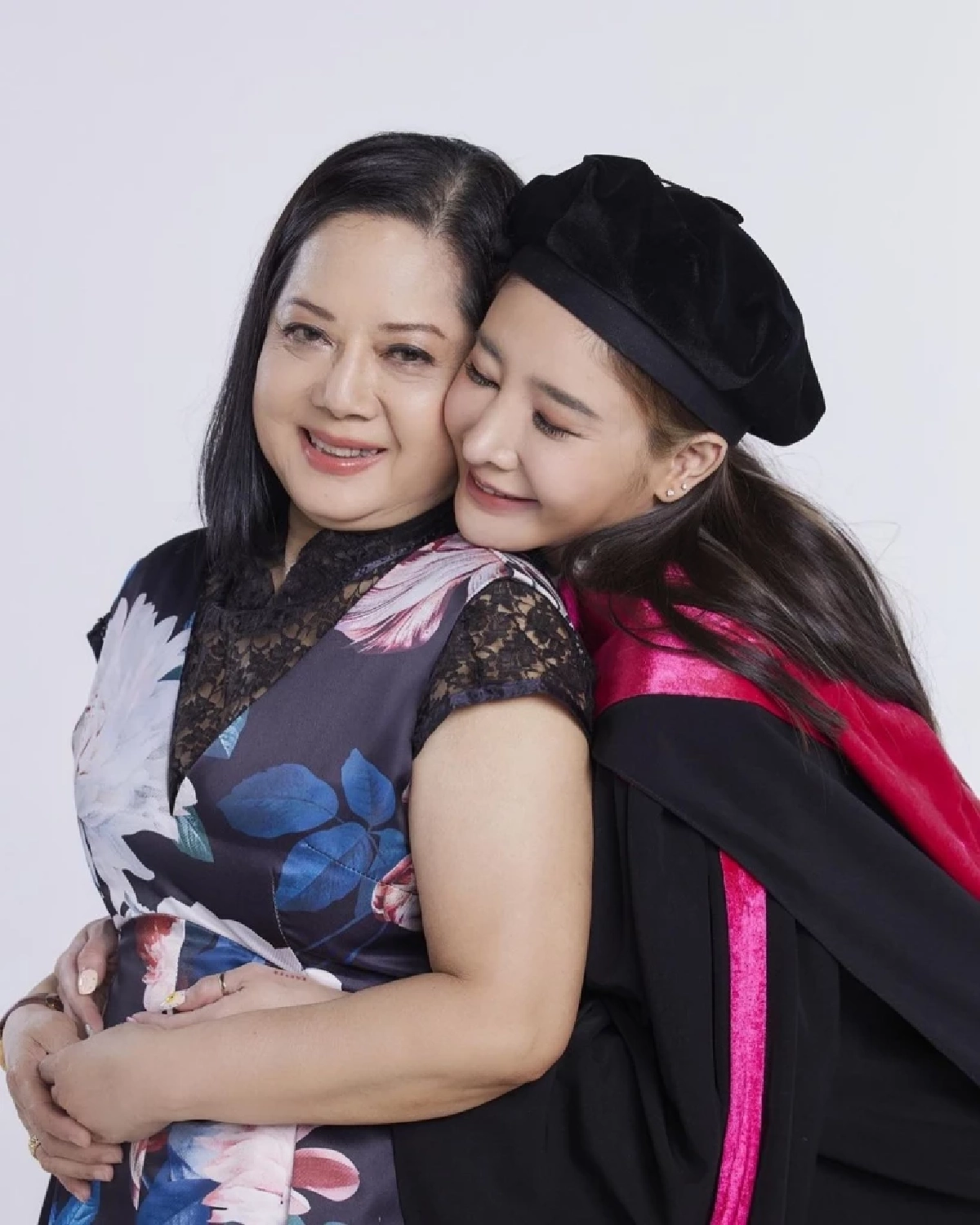 ขนลุกอีก นอกจากรู้ว่า"แตงโม นิดา" หนาว-สั่น ยังสัมผัสถึงสิ่งนี้ แม๊