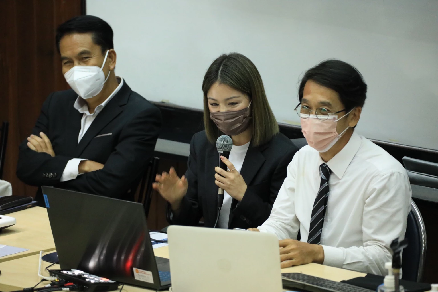 ร่วมกิจกรรมรำลึก "พฤษภา35" เดียร์ ได้ประสบการณ์ต้าน "รัฐประหาร"