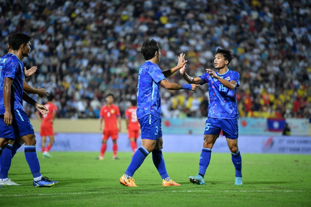 "ฟุตบอลทีมชาติไทย" เก็บชัย  สปป.ลาว ยึดจ่าฝูงกลุ่ม - ลิ่ว 4  ทีม "ซีเกมส์ 2021"