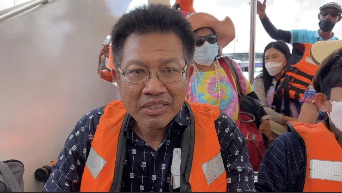 "ทนายเดชา" เคลื่อนไหว หลังถูกชาวเน็ตรุมด่า-ต่างประเทศร้องถอดอาชีพทนาย